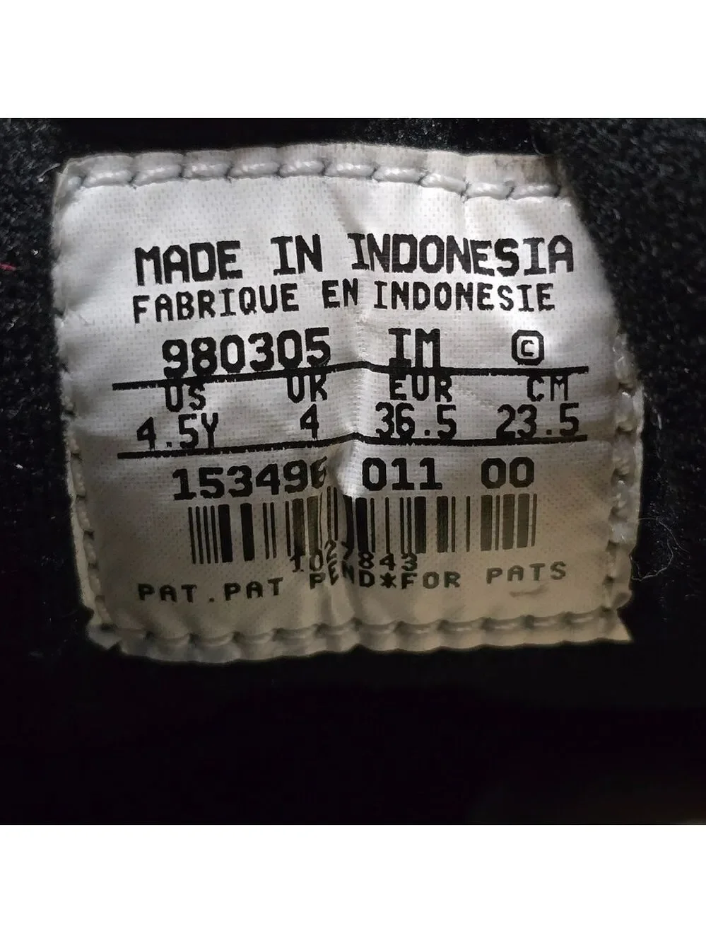 Nike Black White Kids Sneakers 4.5Y